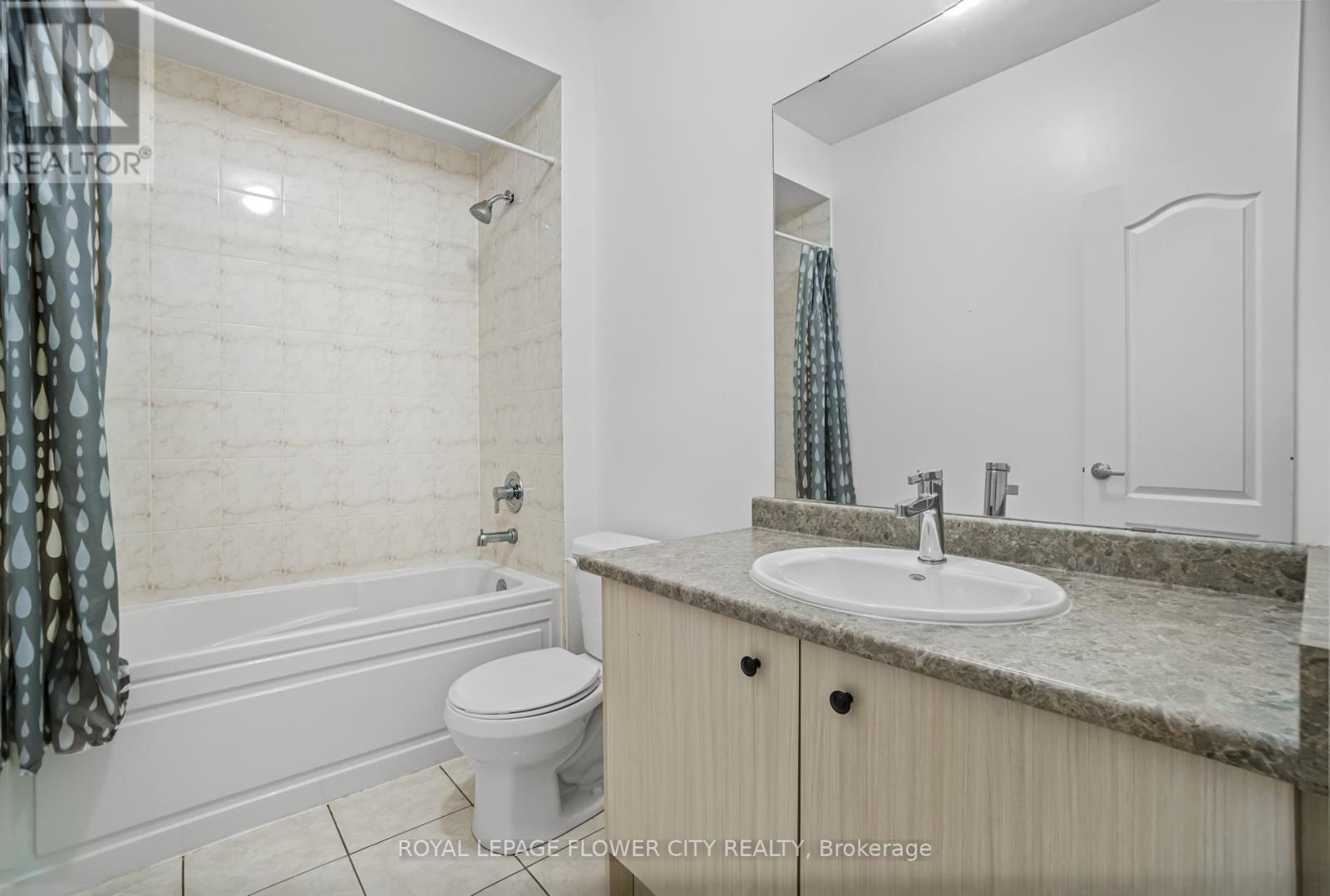 Photo 9 of 947 Finley Avenue, Ajax ON