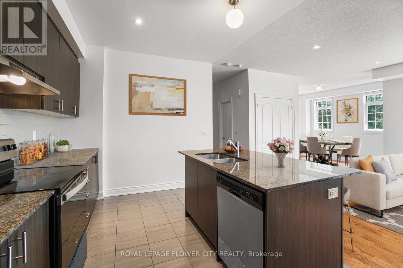 Photo 34 of 947 Finley Avenue, Ajax ON