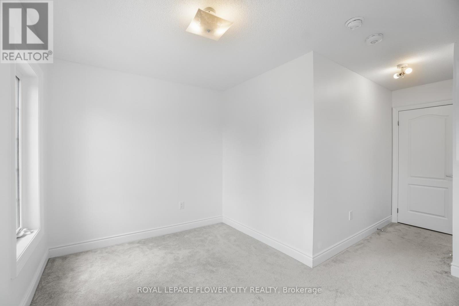 Photo 28 of 947 Finley Avenue, Ajax ON