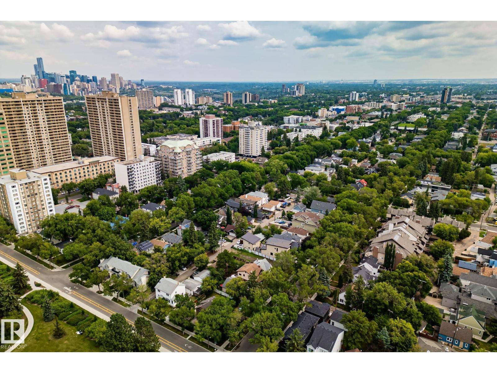 Photo 68 of 11121 81 Av Nw, Edmonton AB