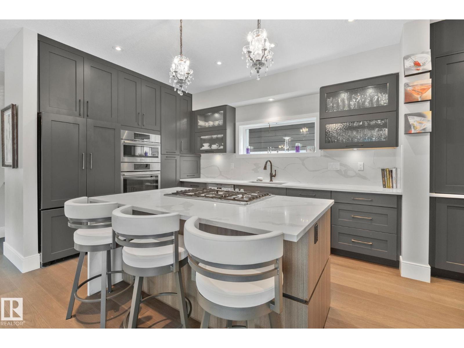 Photo 15 of 11121 81 Av Nw, Edmonton AB