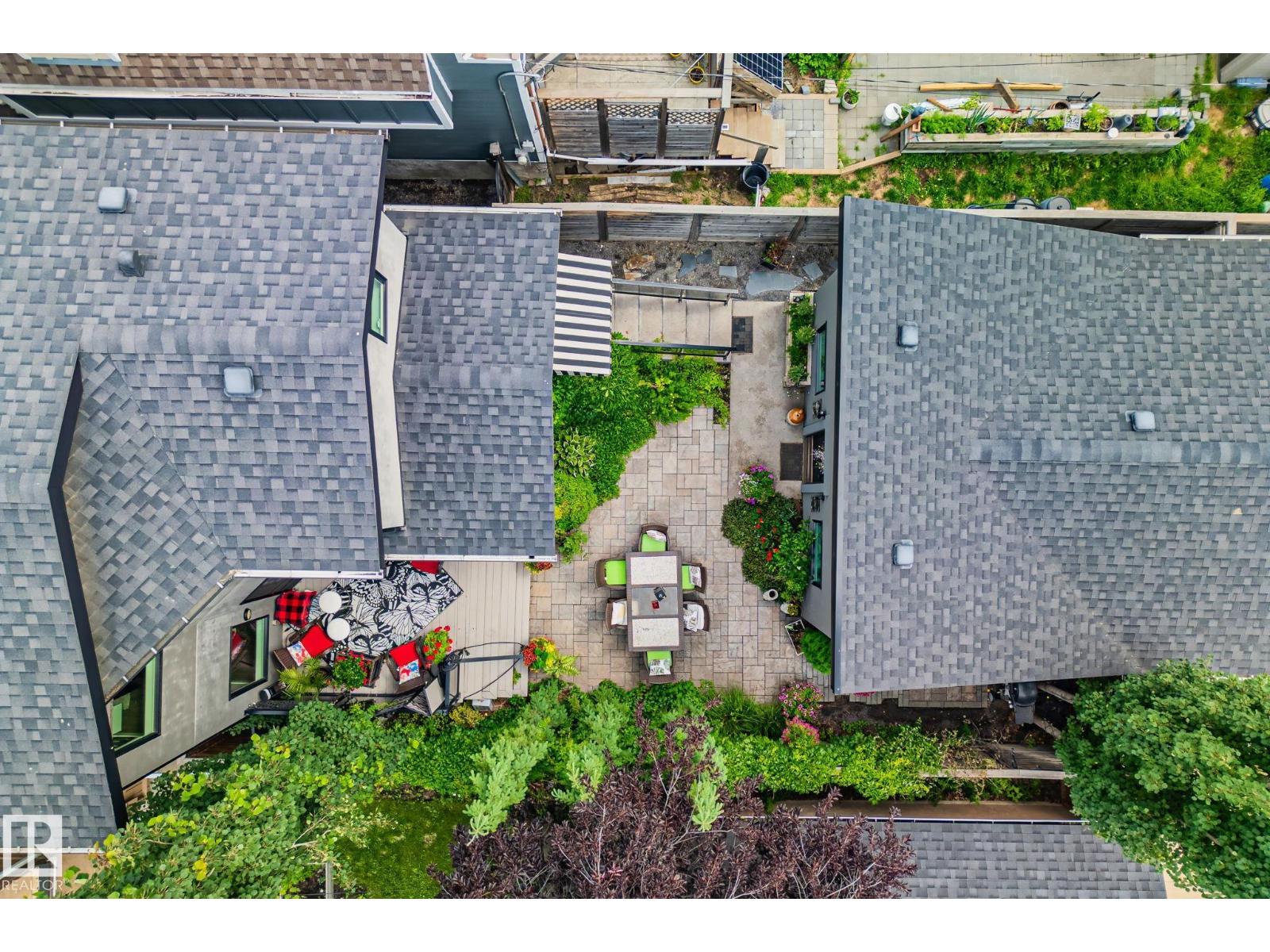 Photo 60 of 11121 81 Av Nw, Edmonton AB