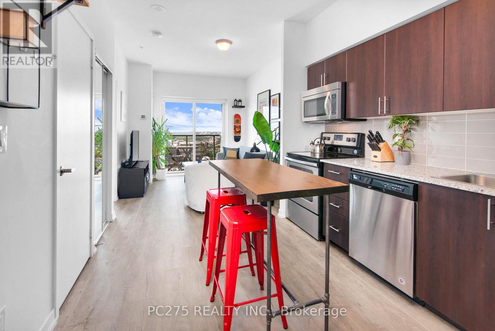 Photo 4 of 2708 1410 Dupont Street, Toronto ON