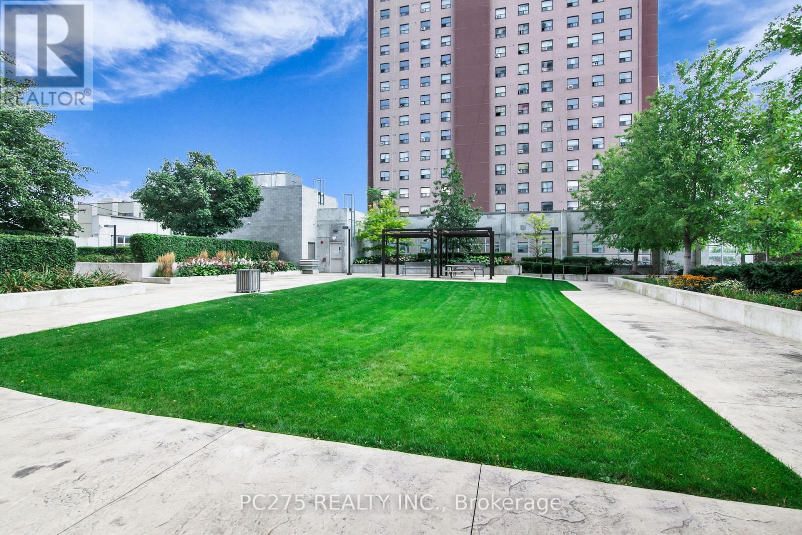 Photo 40 of 2708 1410 Dupont Street, Toronto ON