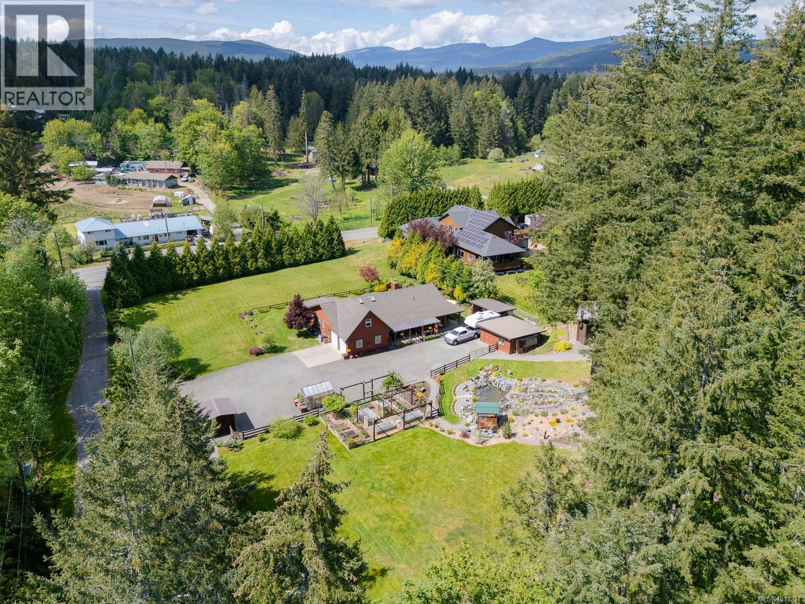 Photo 20 of 4426 Cowichan Lake Rd, Duncan BC