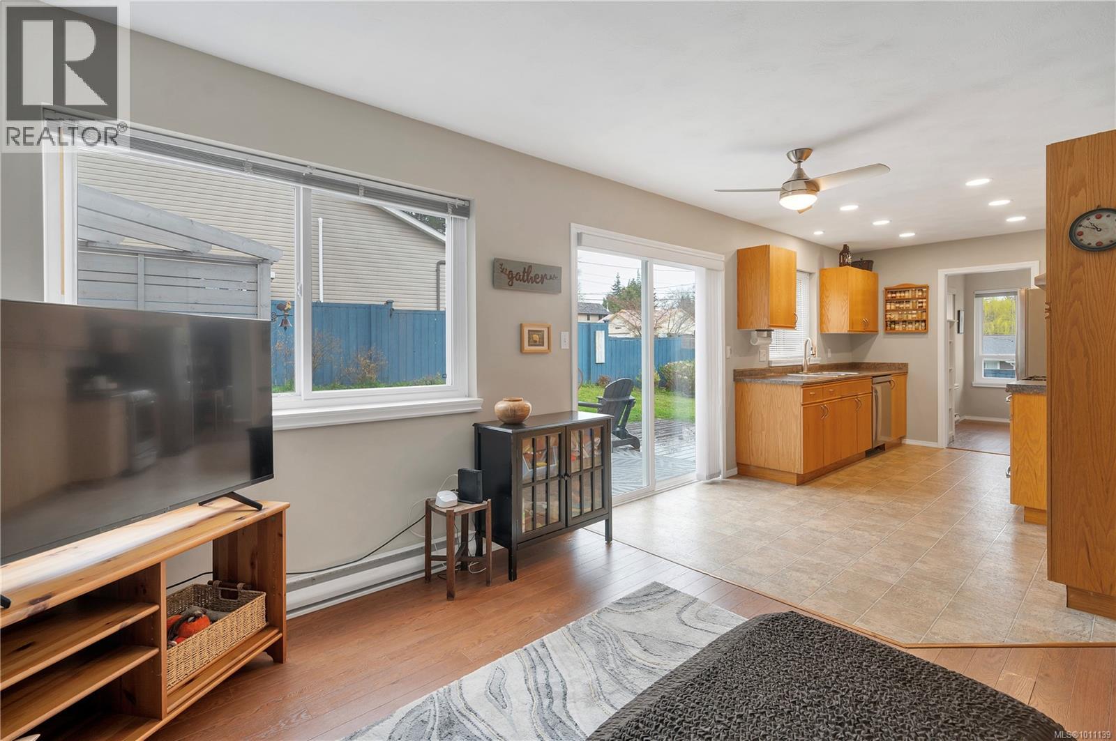 Photo 14 of 1260 Gazelle Rd, Campbell River BC