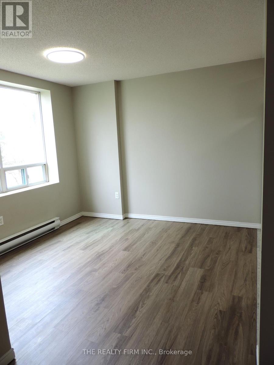 Photo 11 of 203 76 Base Line Road W, London South ON