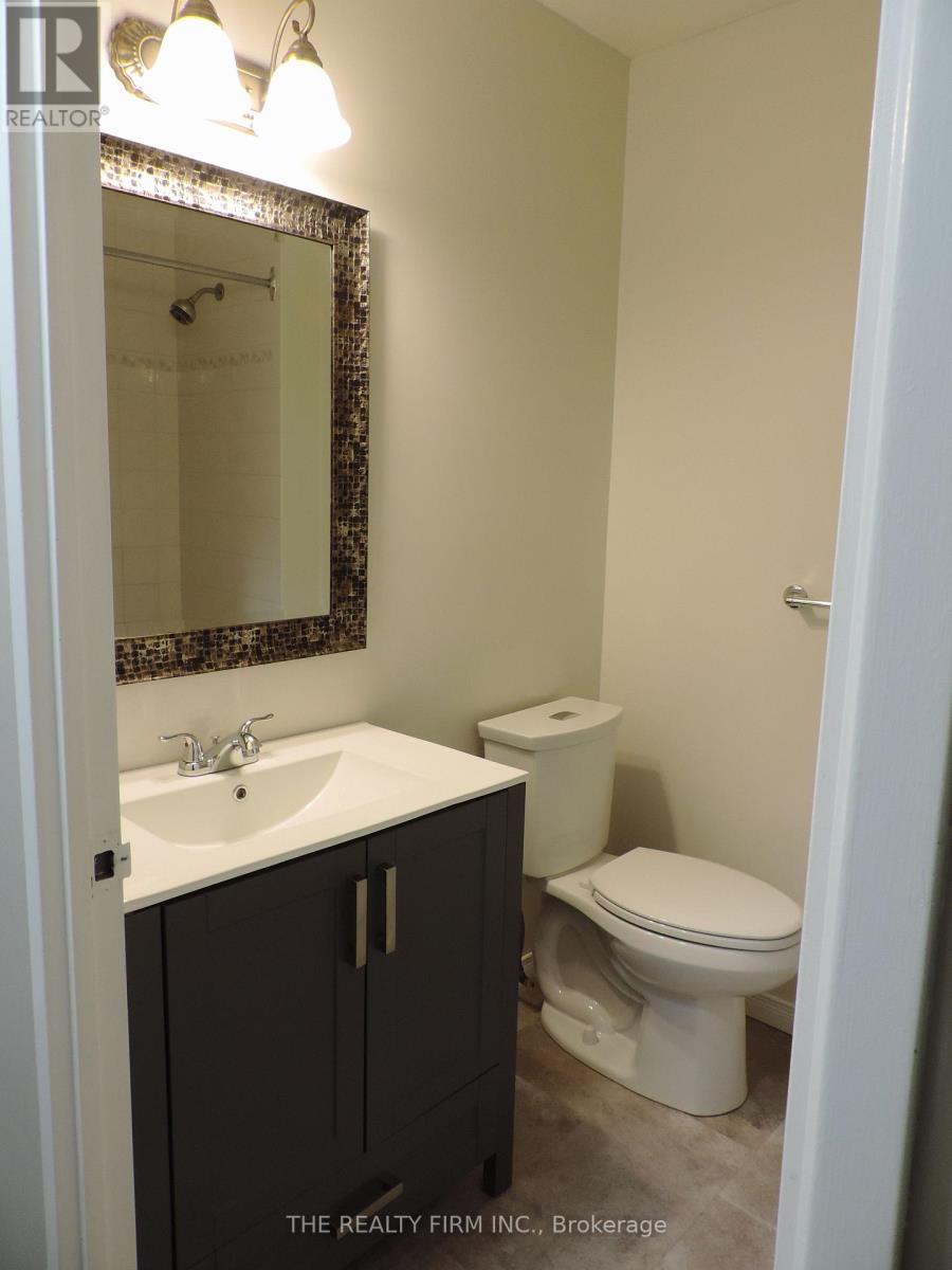 Photo 26 of 203 76 Base Line Road W, London South ON