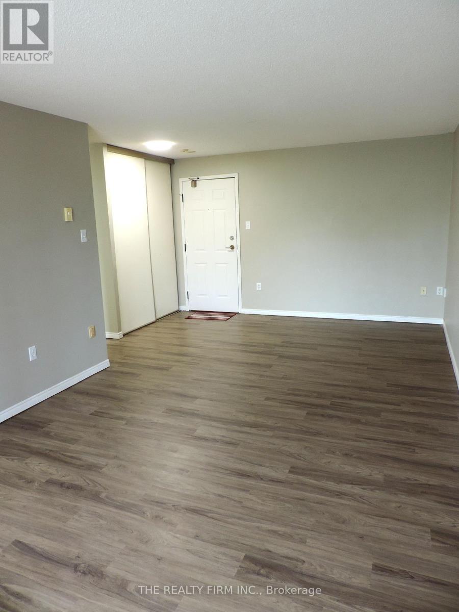 Photo 9 of 203 76 Base Line Road W, London South ON