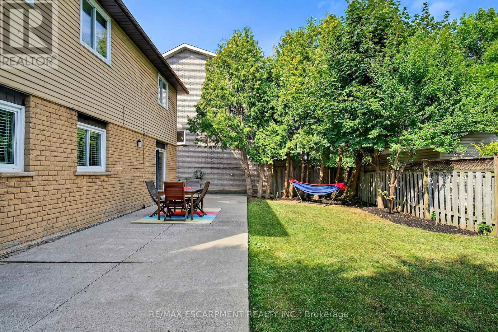 Photo 35 of 150 Solomon Crescent, Hamilton ON