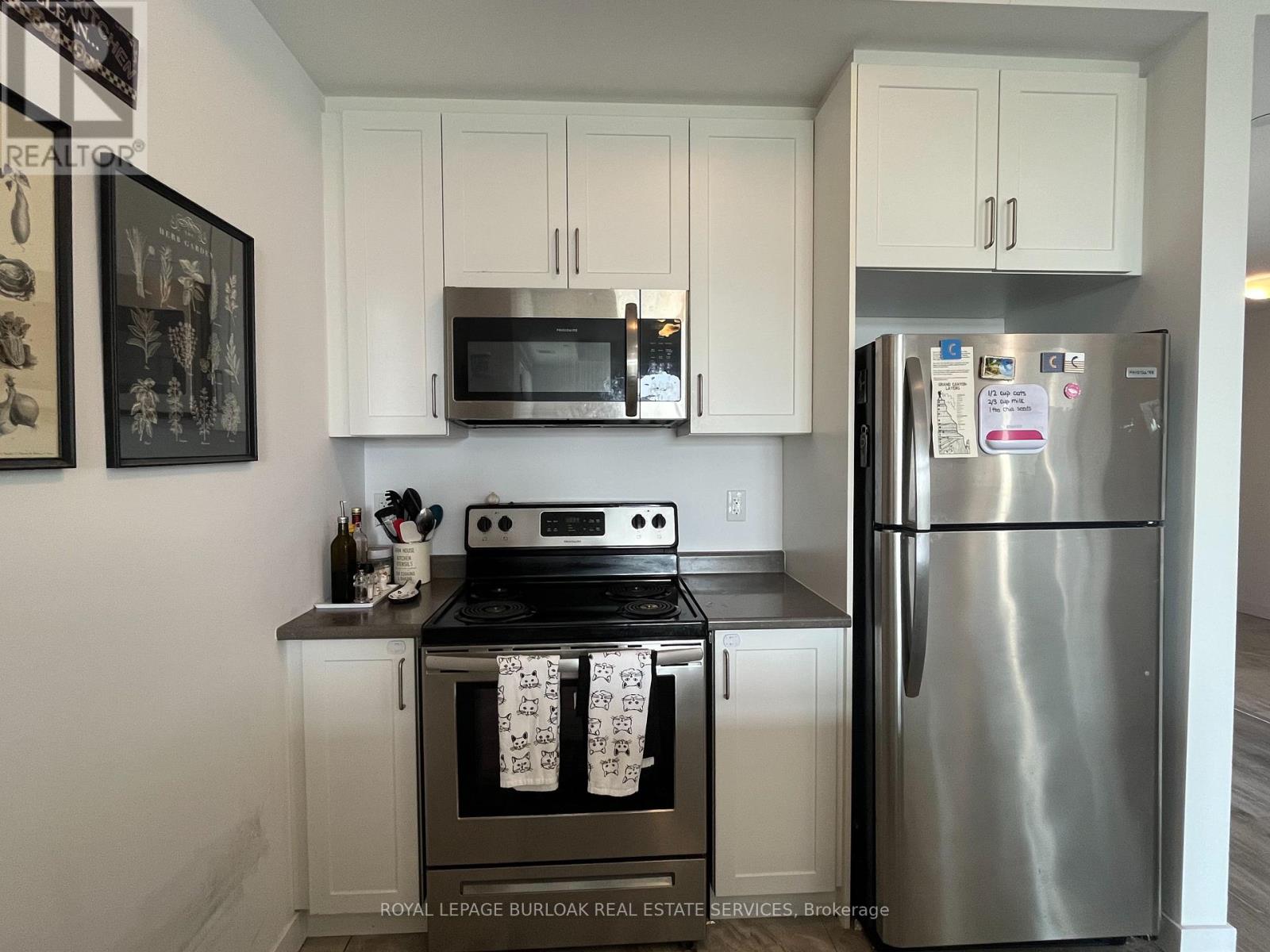 Photo 12 of 210 101 Shoreview Place, Hamilton ON