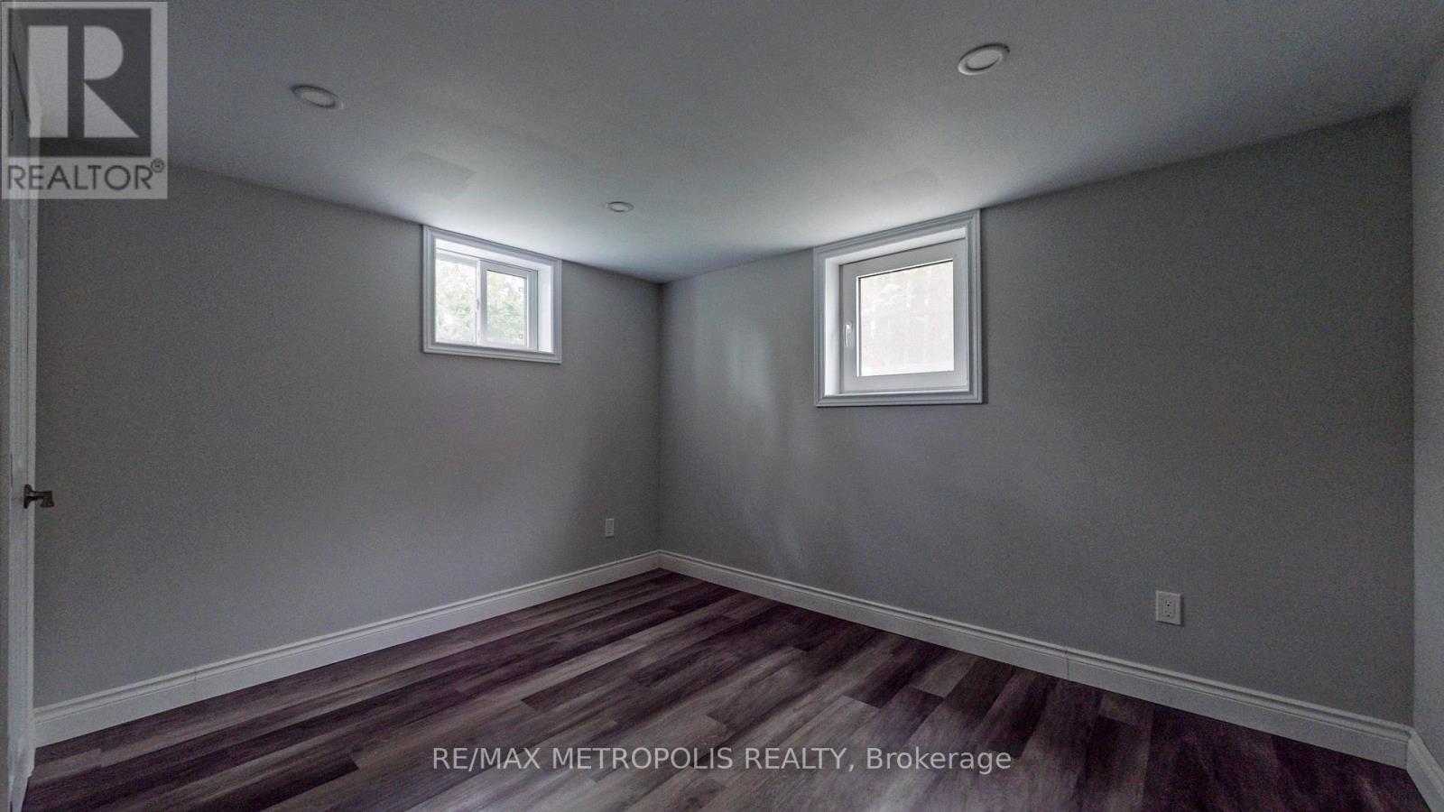 Photo 38 of Main 1020 Brewer Street, Peterborough Central ON