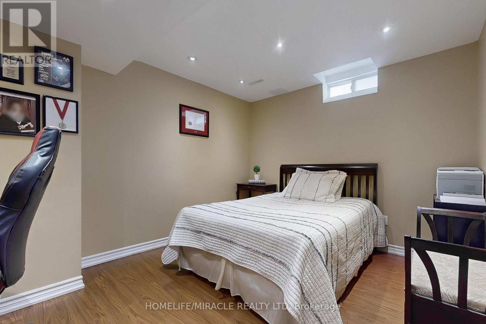 Photo 38 of 39 Evaridge Drive, Markham ON