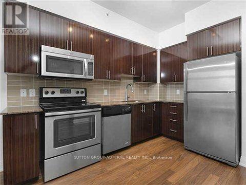 Photo 4 of 706 75 North Park Road, Vaughan ON