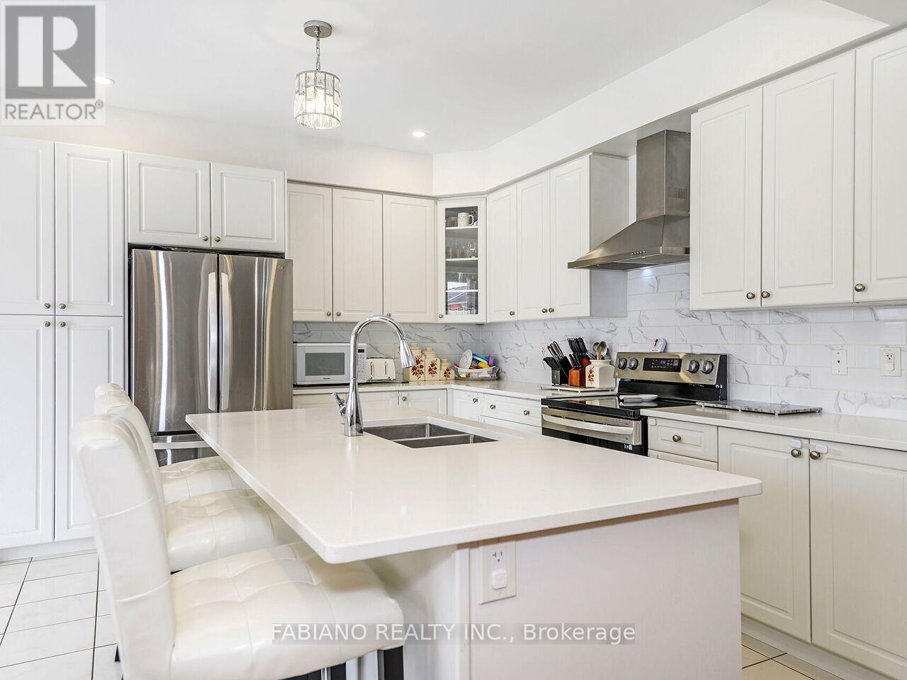Photo 11 of 55 Elphick Street, Essa ON