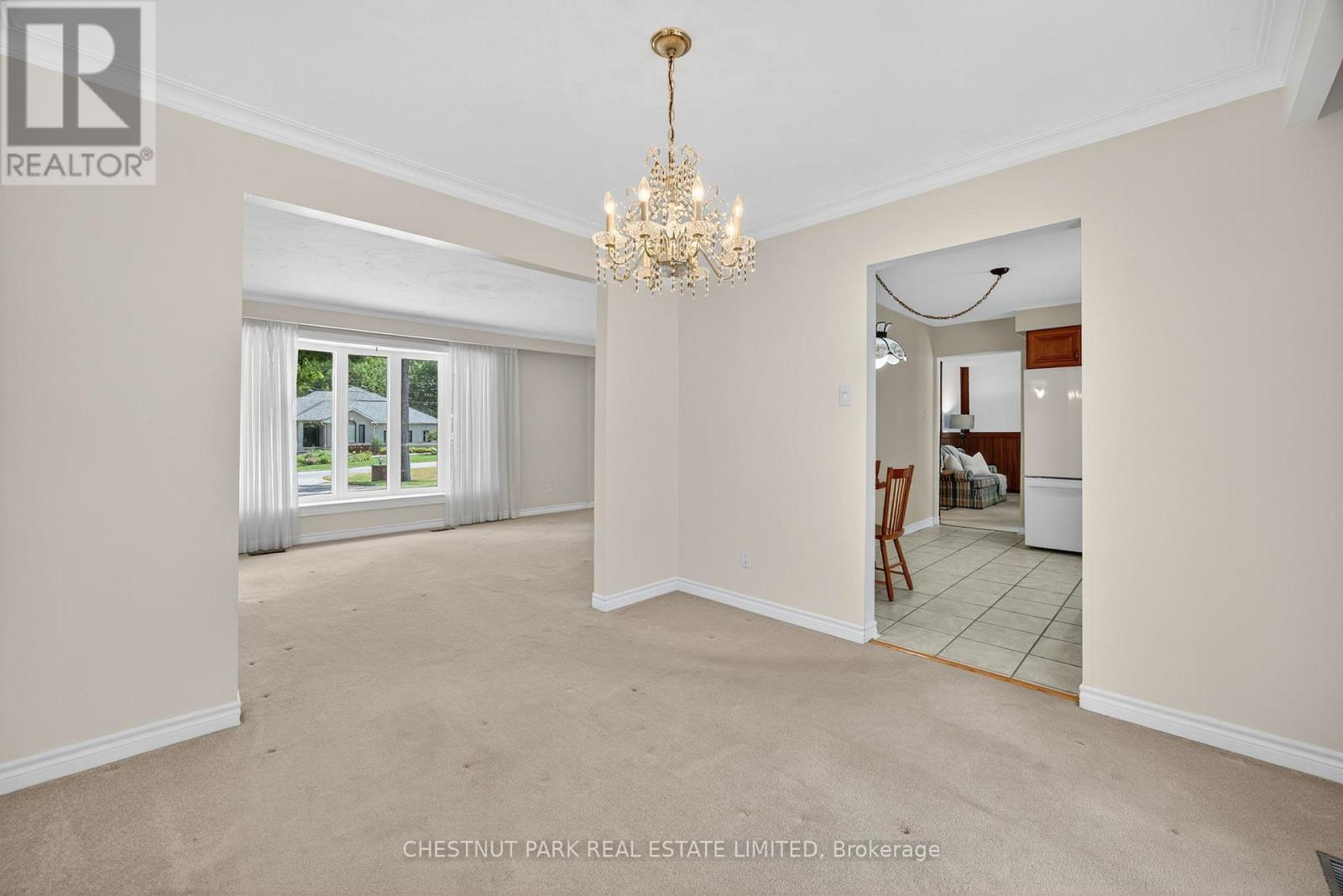 Photo 12 of 3782 Whitecap Drive, Innisfil ON