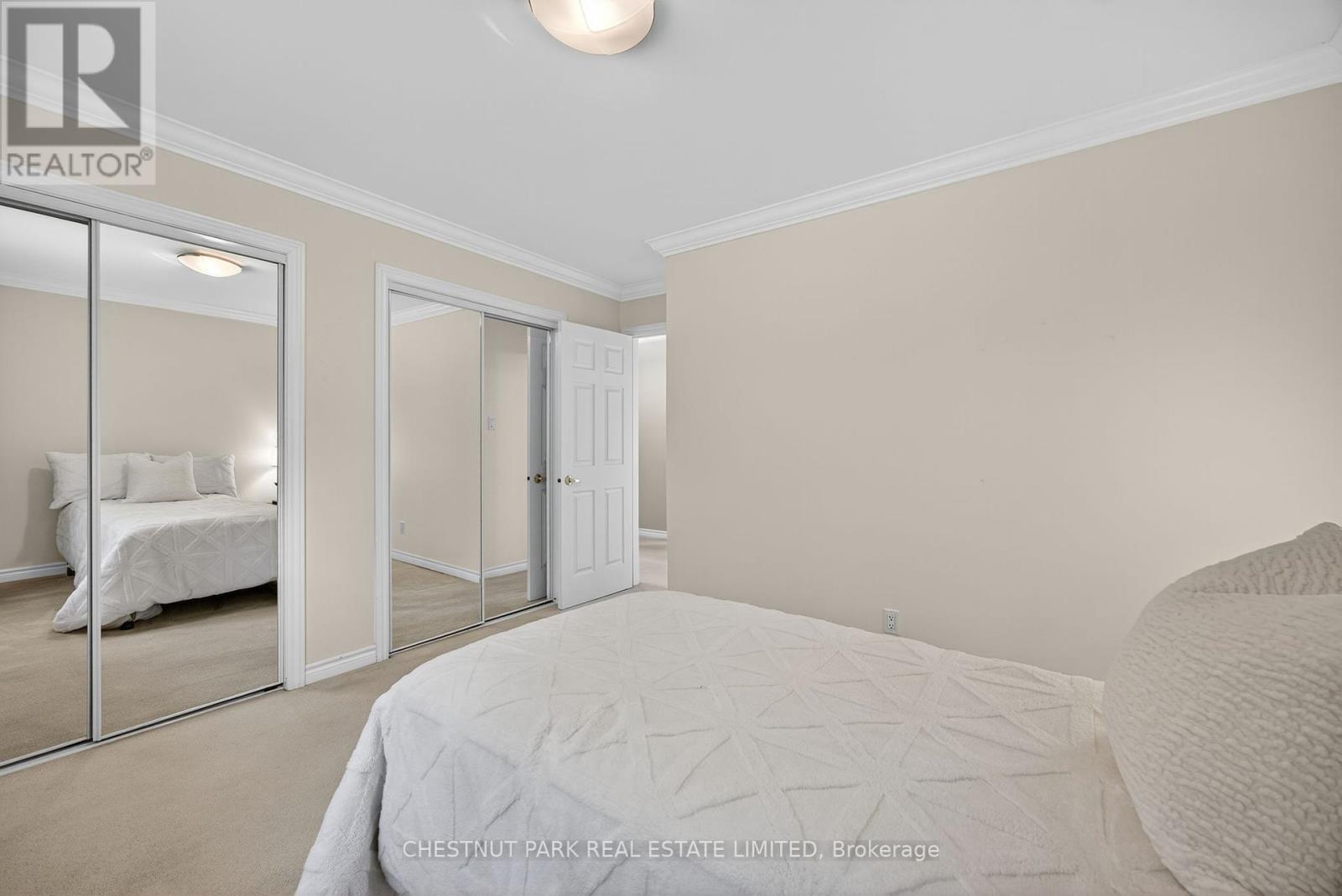 Photo 17 of 3782 Whitecap Drive, Innisfil ON