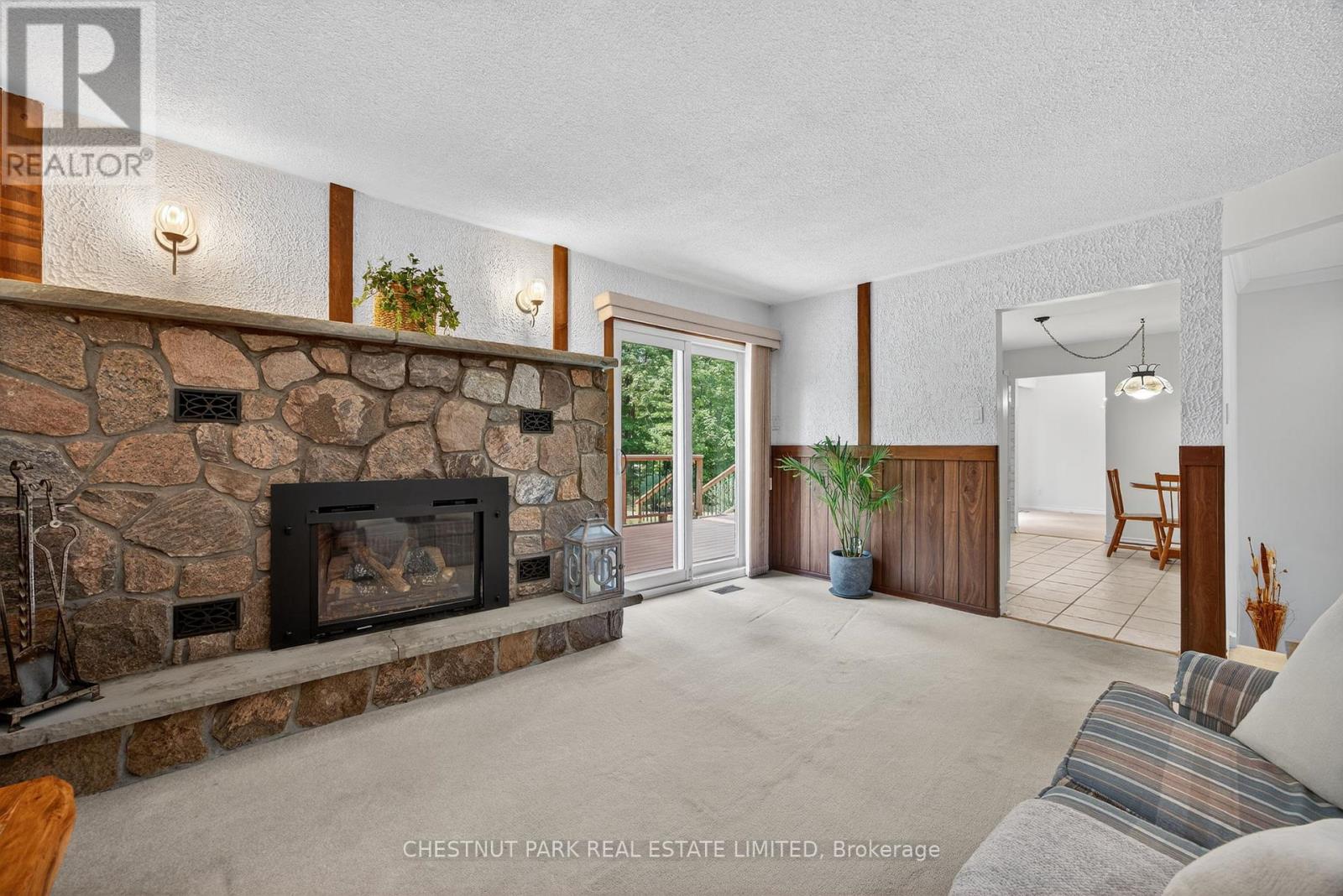 Photo 5 of 3782 Whitecap Drive, Innisfil ON