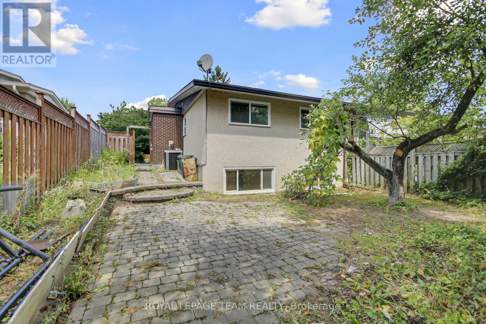 Photo 30 of 52 Bowhill Avenue, Ottawa ON