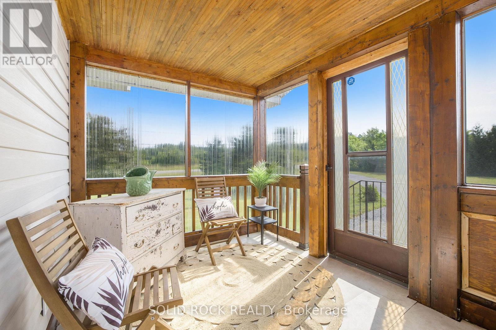 Photo 15 of 307 Kippen Road, Mcnab Braeside ON