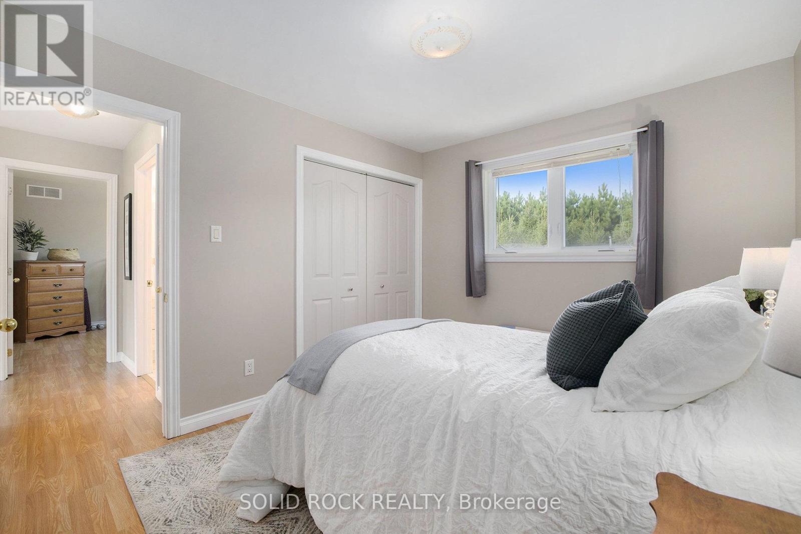Photo 5 of 307 Kippen Road, Mcnab Braeside ON