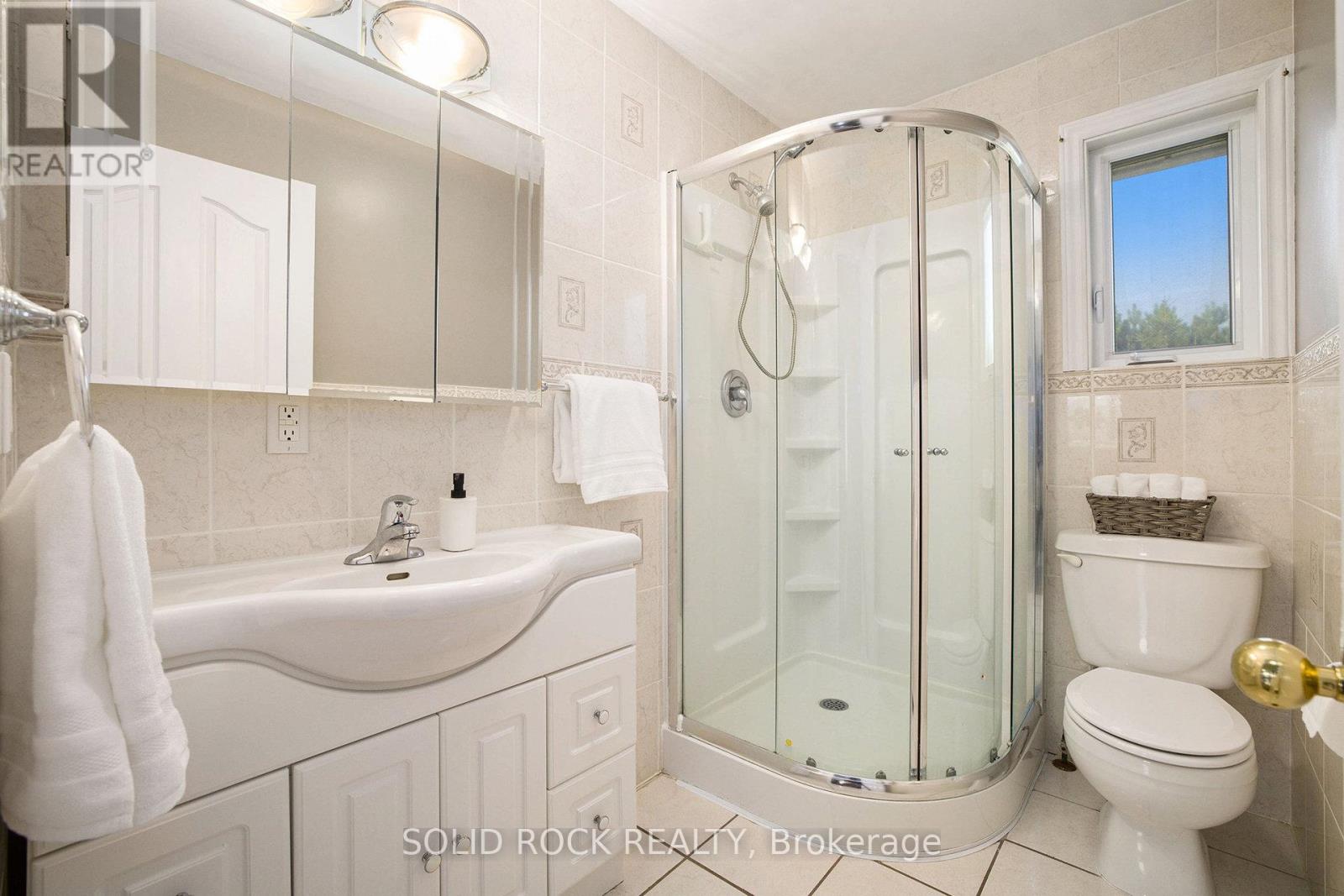 Photo 20 of 307 Kippen Road, Mcnab Braeside ON