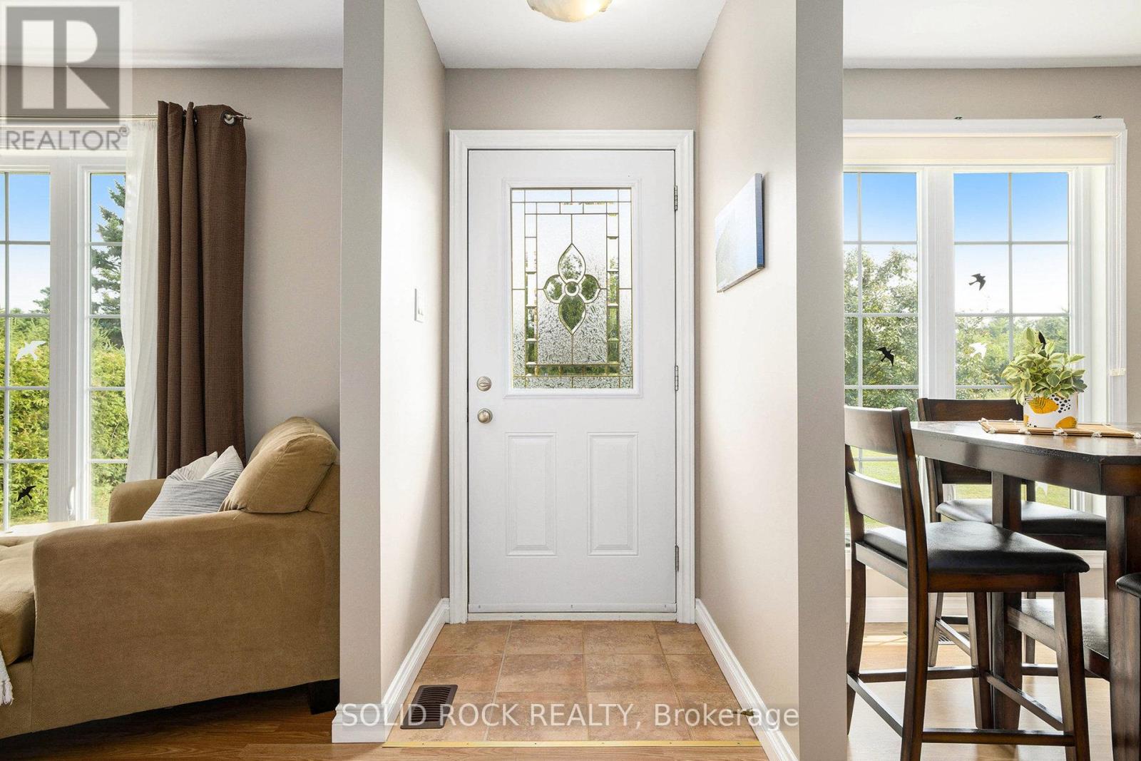 Photo 11 of 307 Kippen Road, Mcnab Braeside ON