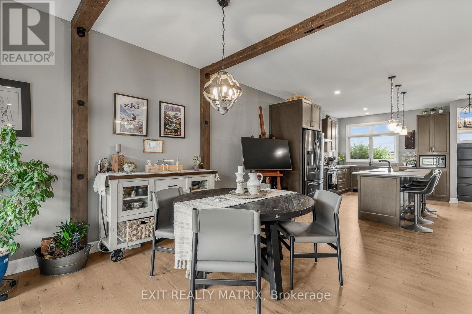 Photo 10 of 482 Central Park Boulevard, Russell ON
