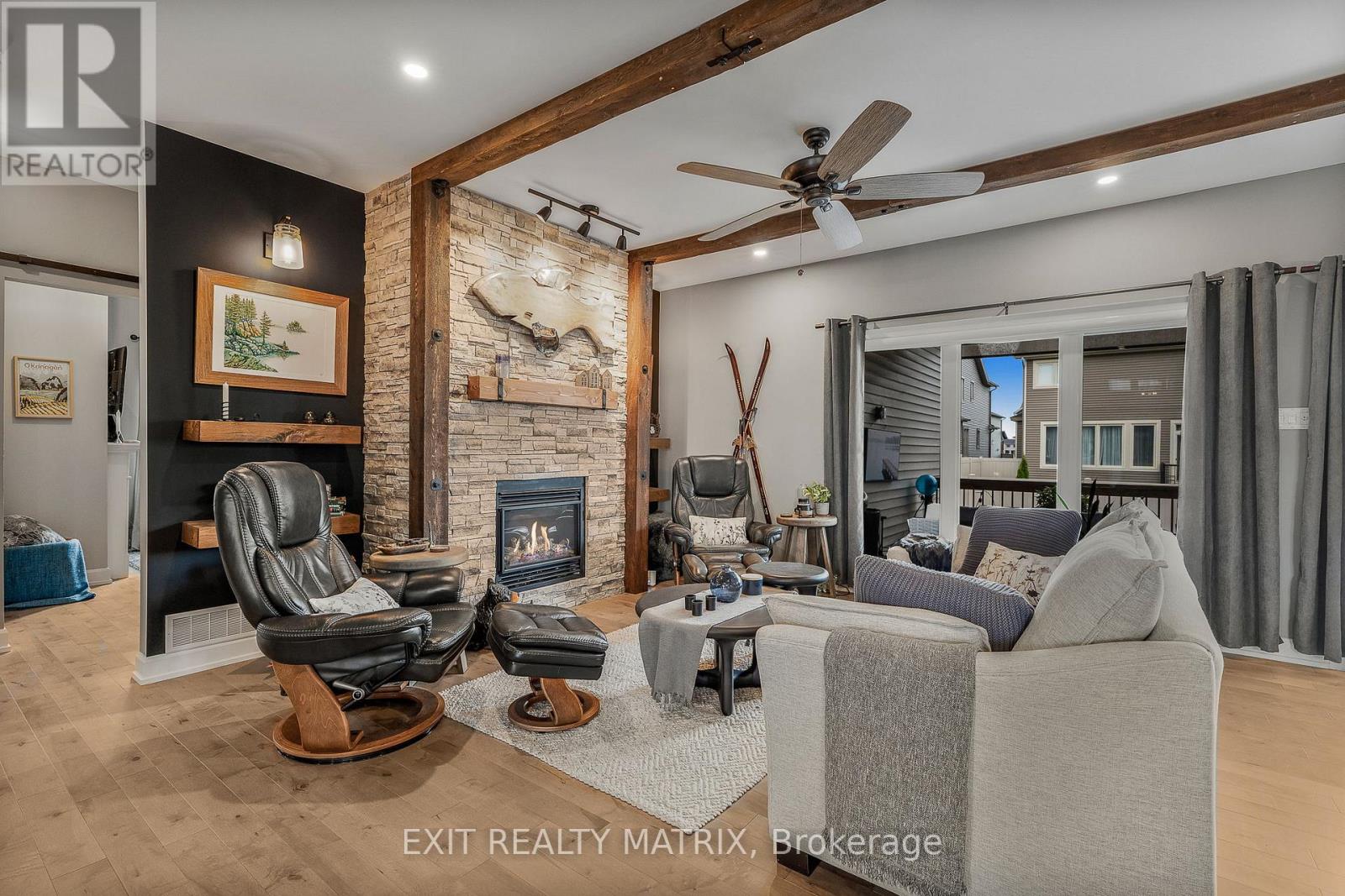 Photo 12 of 482 Central Park Boulevard, Russell ON