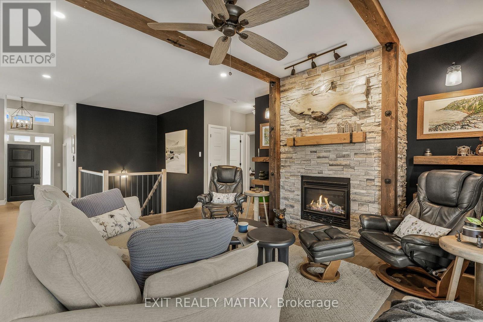 Photo 13 of 482 Central Park Boulevard, Russell ON