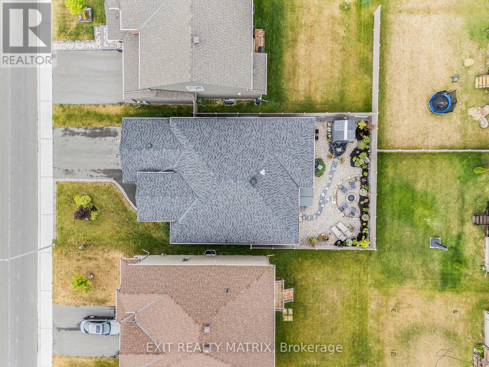 Photo 31 of 482 Central Park Boulevard, Russell ON