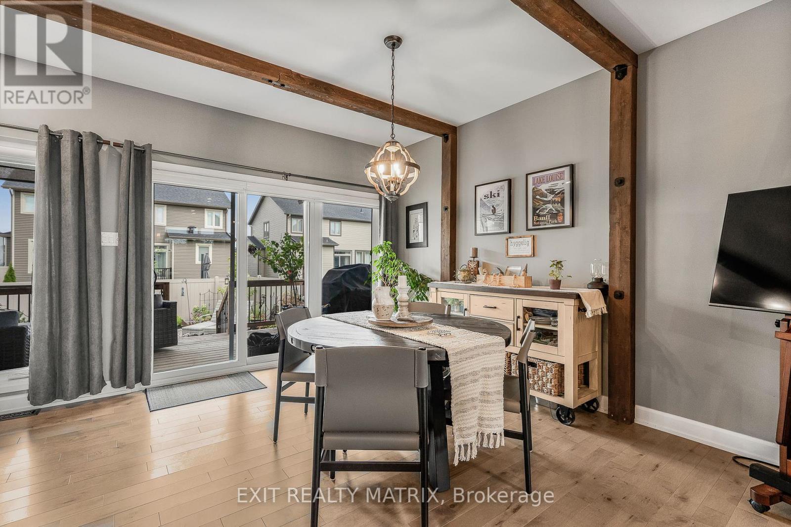 Photo 9 of 482 Central Park Boulevard, Russell ON