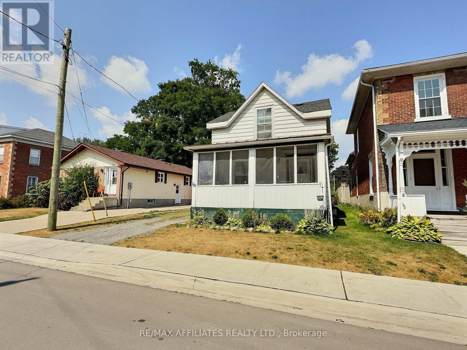 Photo 2 of 188 Dibble Street E, Prescott ON
