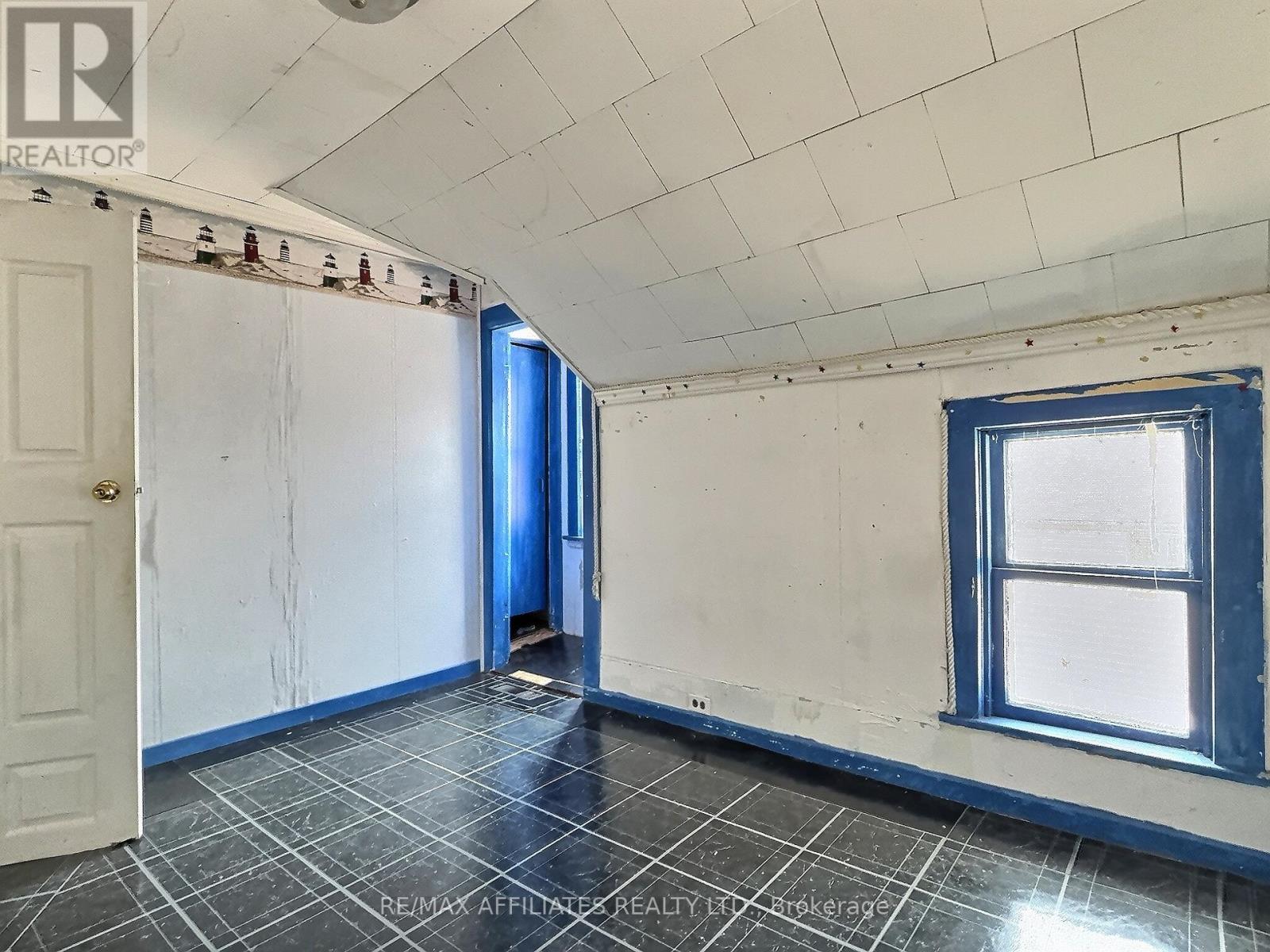 Photo 29 of 188 Dibble Street E, Prescott ON