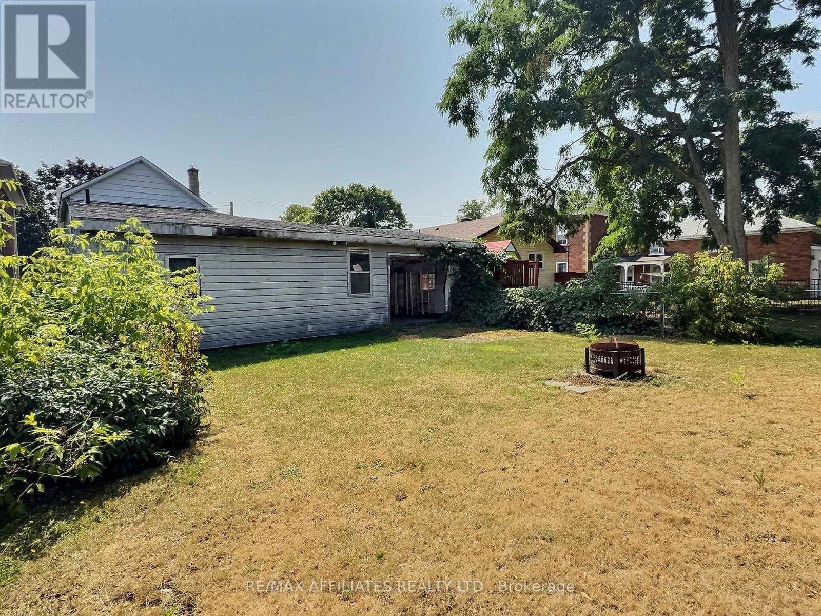 Photo 8 of 188 Dibble Street E, Prescott ON