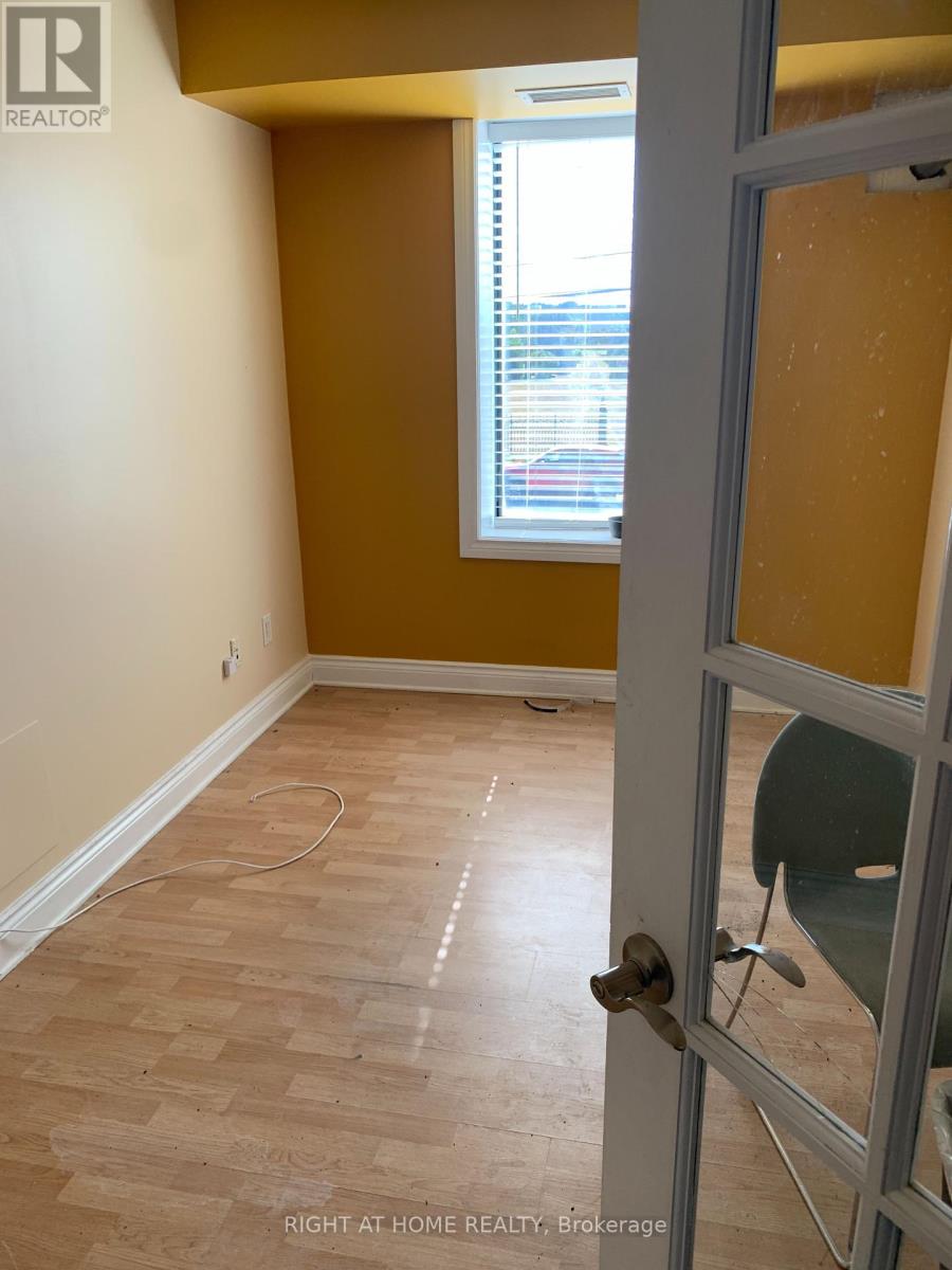 Photo 12 of 101 1891 Merivale Street, Ottawa ON