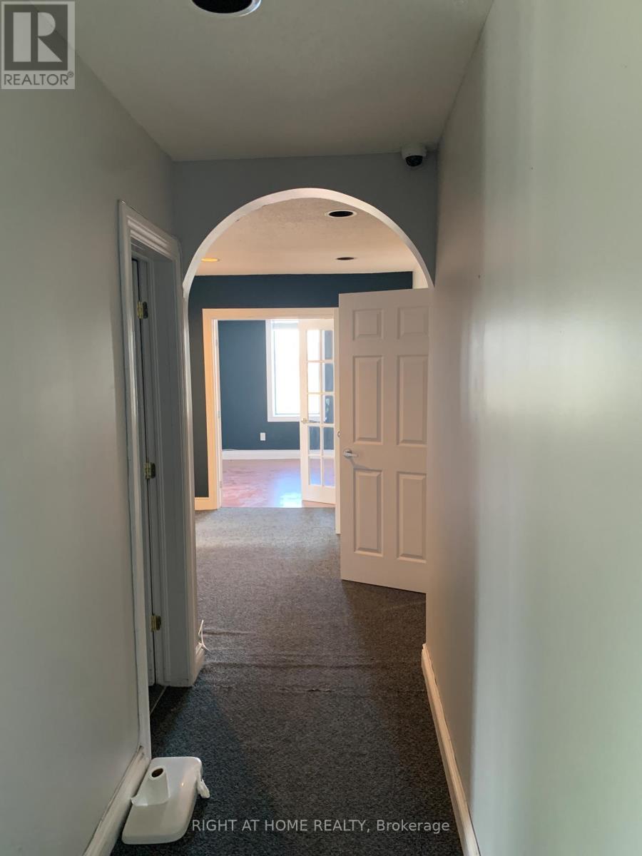 Photo 9 of 101 1891 Merivale Street, Ottawa ON