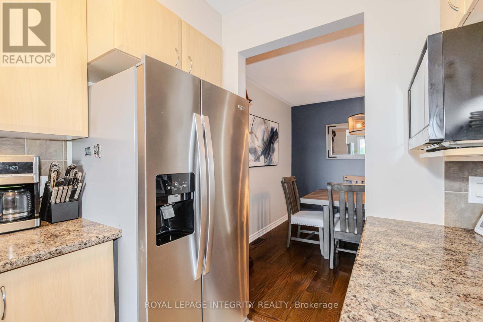 Photo 17 of 218 Catamount Court, Ottawa ON