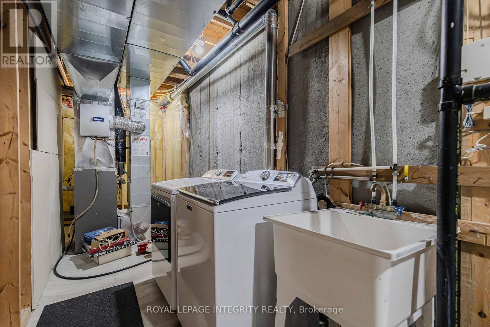 Photo 49 of 218 Catamount Court, Ottawa ON