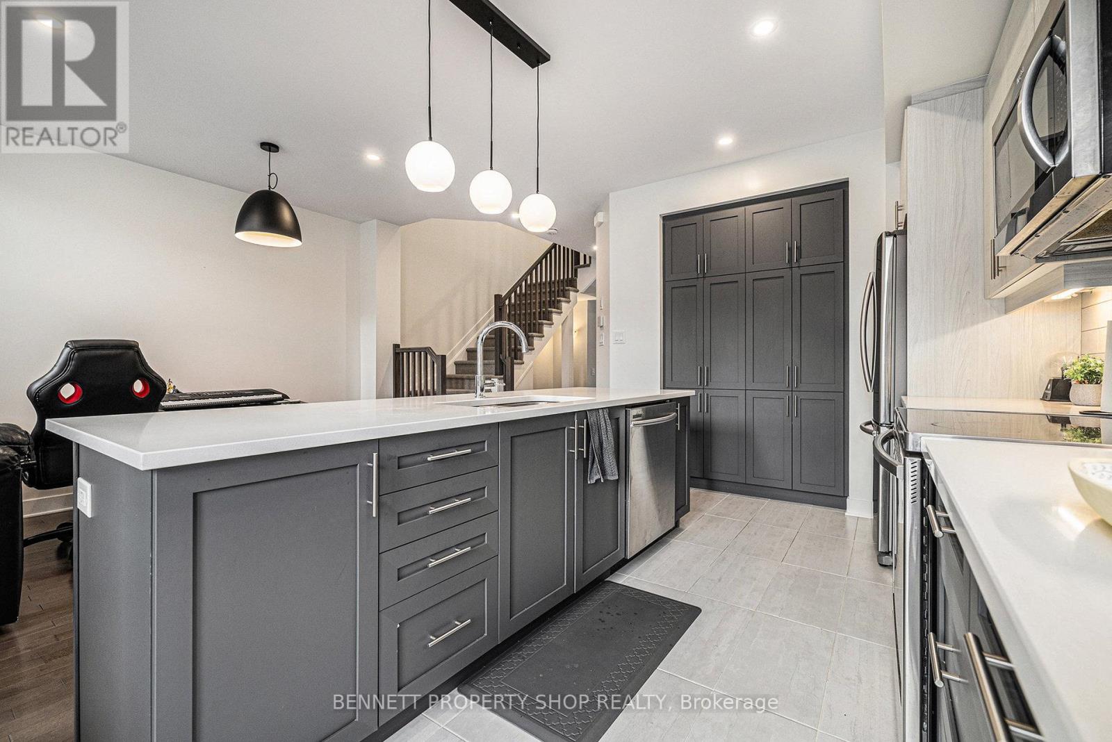 Photo 10 of 735 Twist Way, Ottawa ON