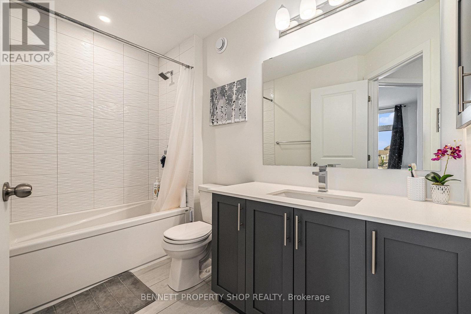 Photo 20 of 735 Twist Way, Ottawa ON