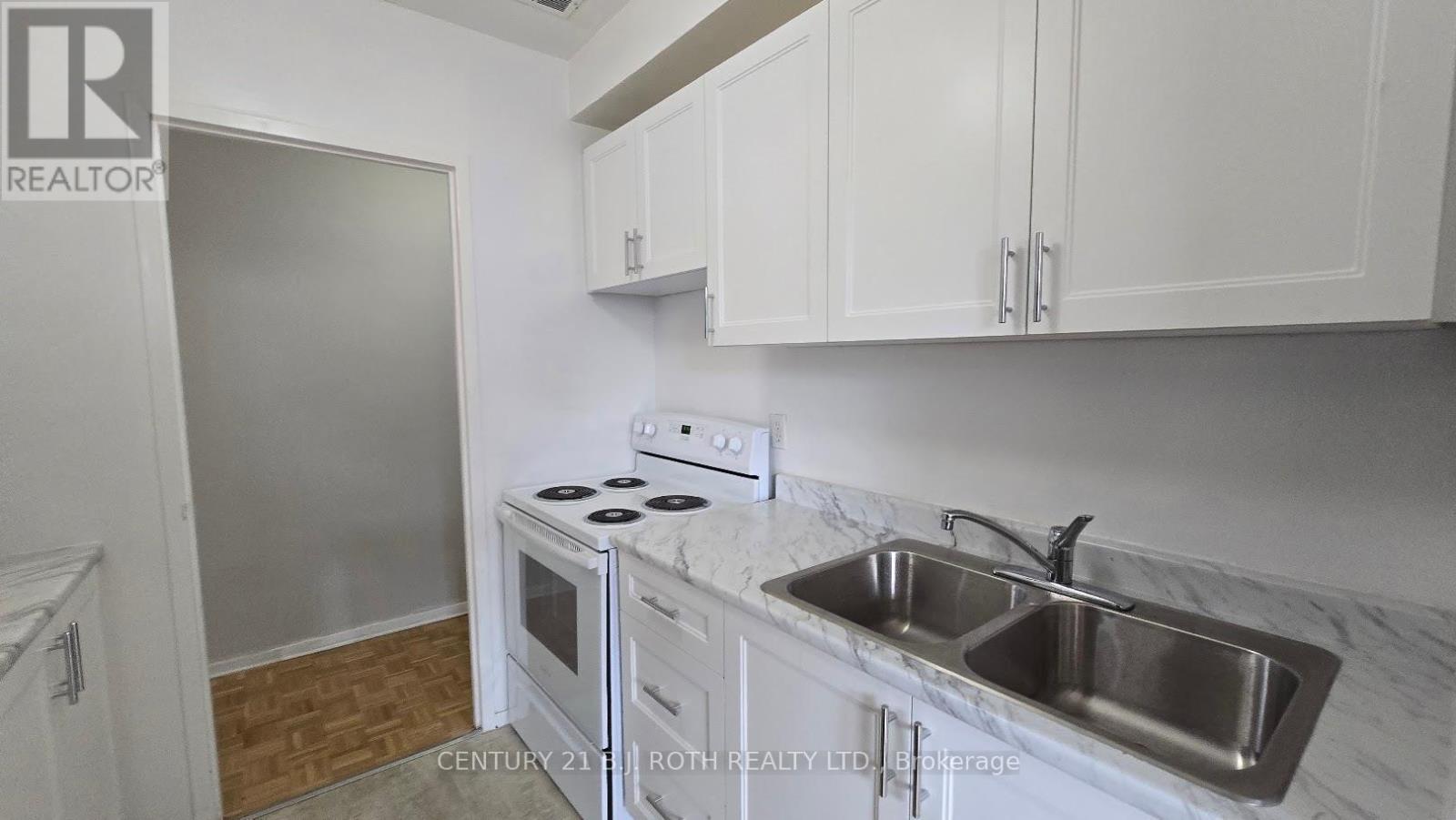 Photo 6 of 507 37 Peel Street, Barrie ON