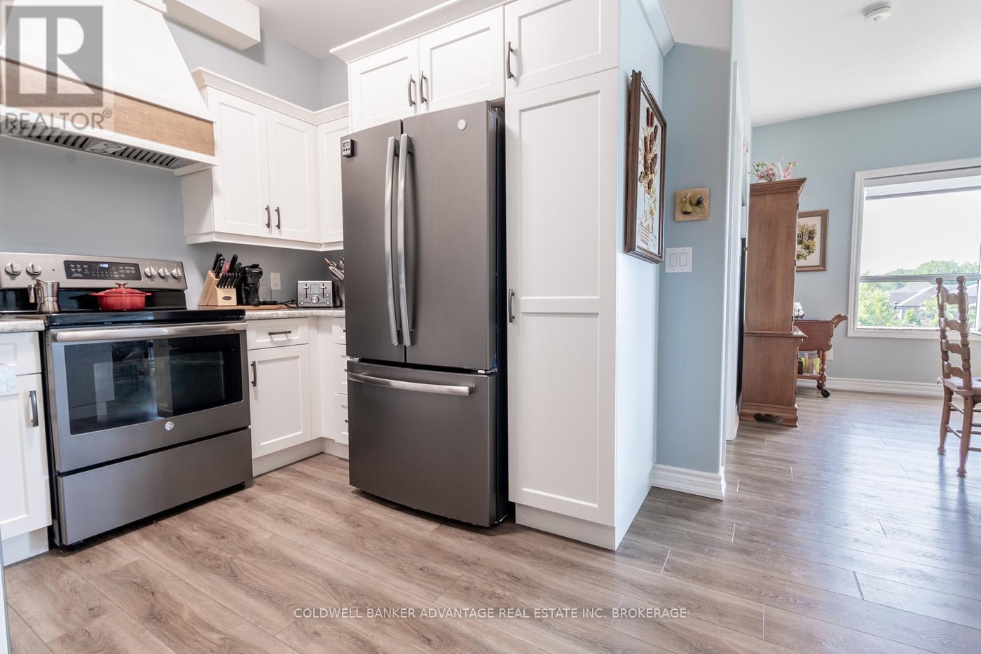 Photo 10 of 304 529 South Pelham Road, Welland ON