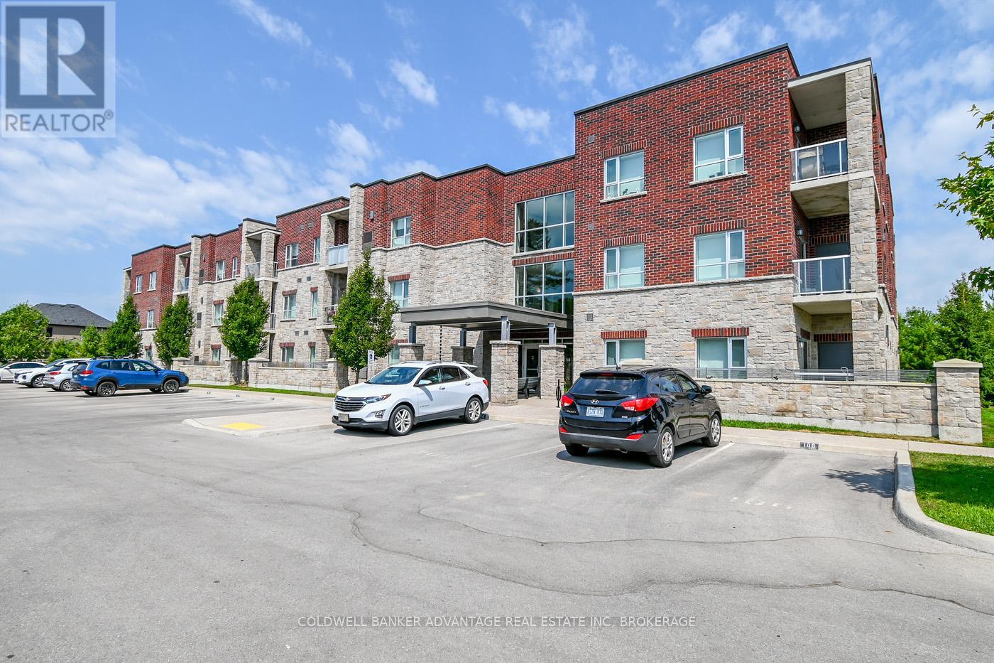 Photo 2 of 304 529 South Pelham Road, Welland ON