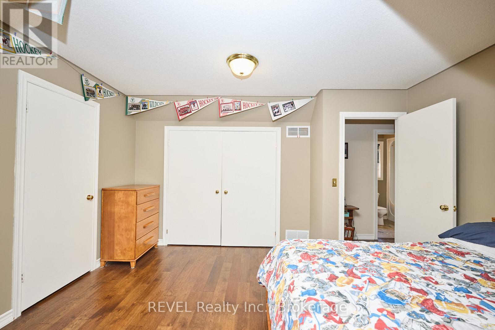 Photo 21 of 1452 Allanport Road, Thorold ON