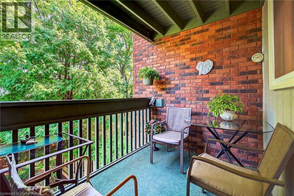 Photo 15 of 1552 Kerns Road Unit 4, Burlington ON