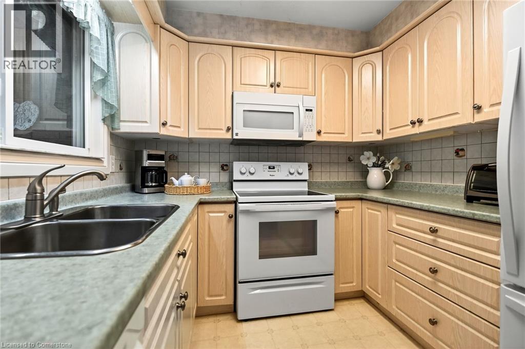 Photo 18 of 1552 Kerns Road Unit 4, Burlington ON