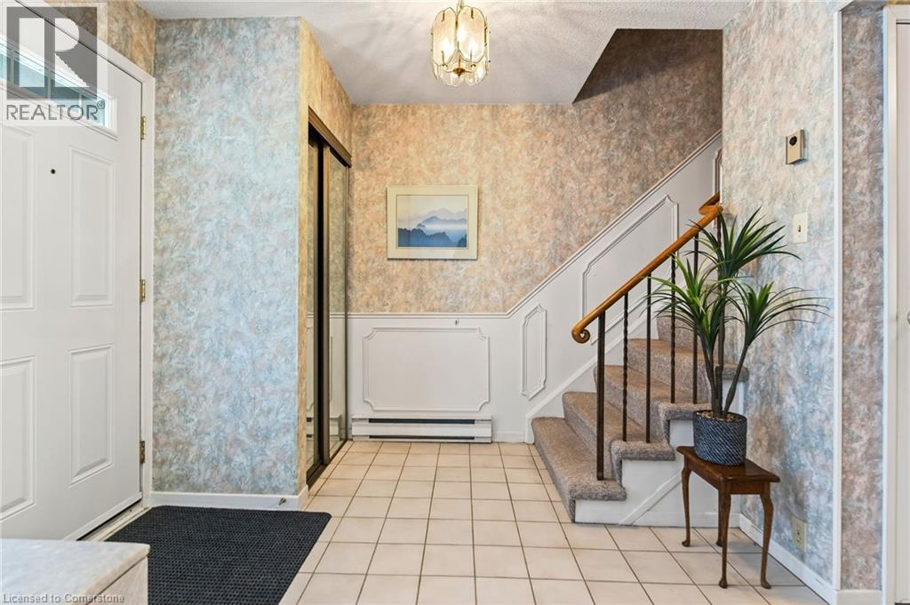 Photo 22 of 1552 Kerns Road Unit 4, Burlington ON