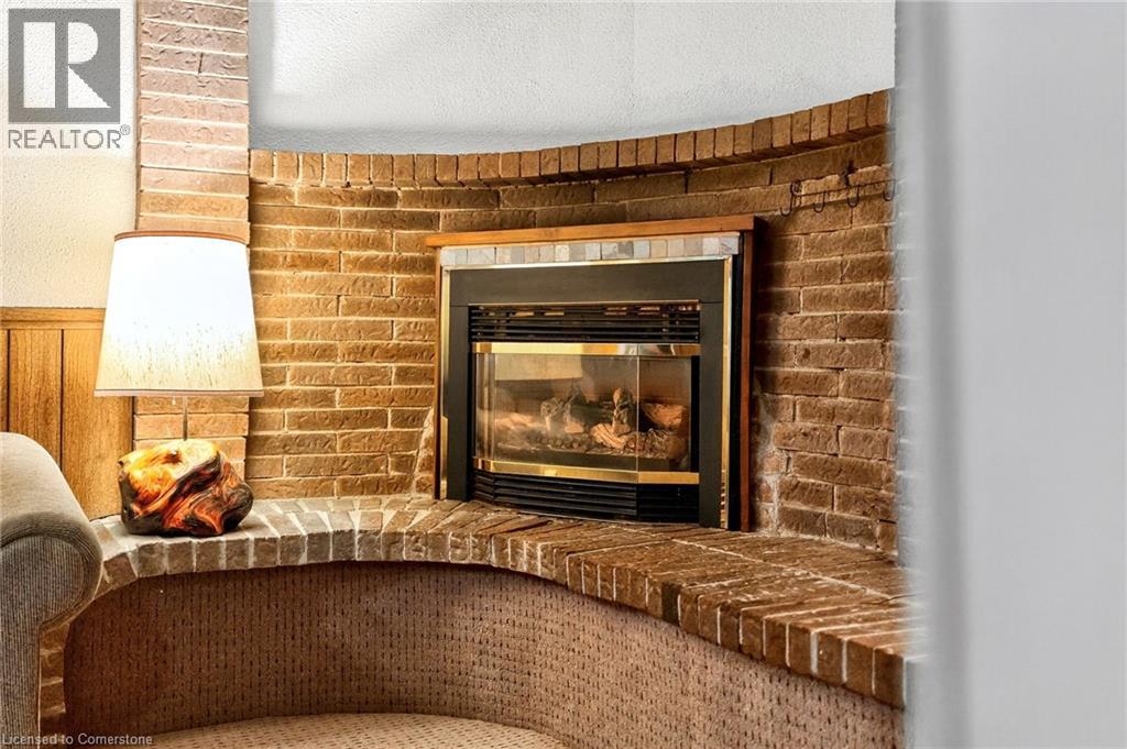Photo 39 of 1552 Kerns Road Unit 4, Burlington ON