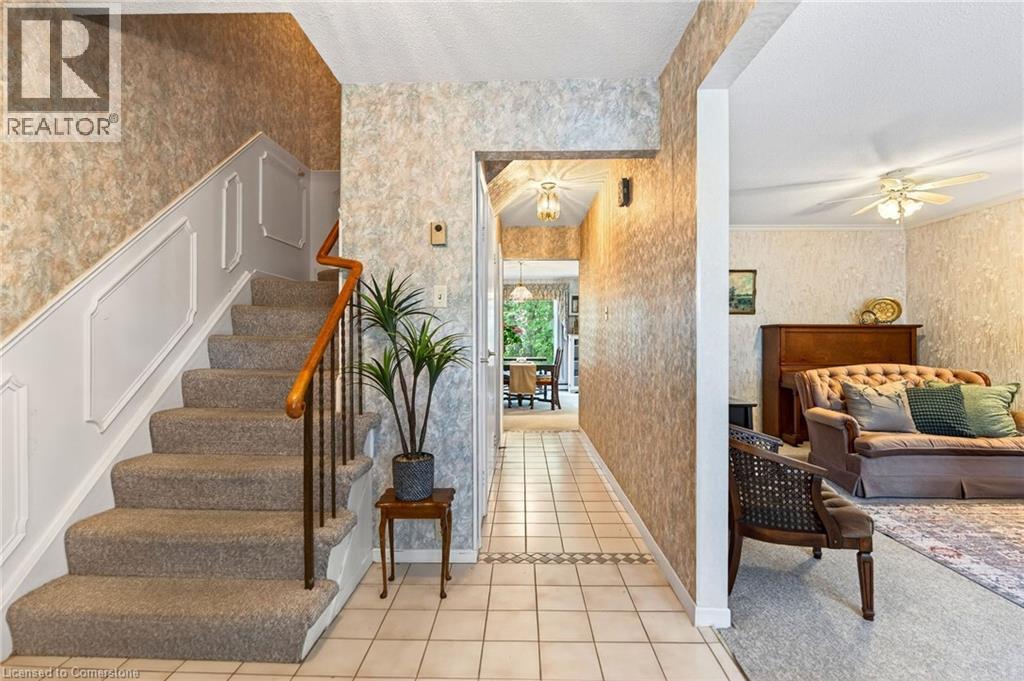 Photo 7 of 1552 Kerns Road Unit 4, Burlington ON